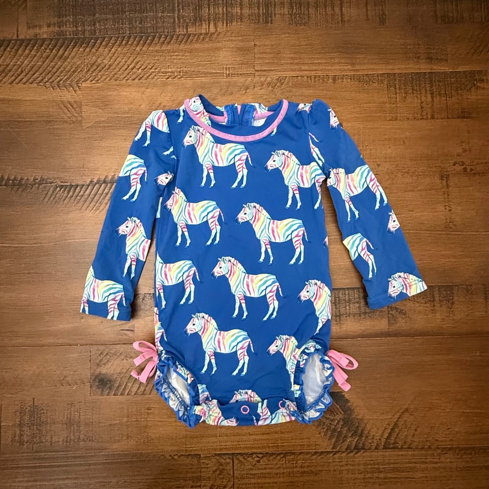 Hatley Rainbow Zebra Long Sleeve Rash Guard Swimsuit Cover Up 3-6‎ Months